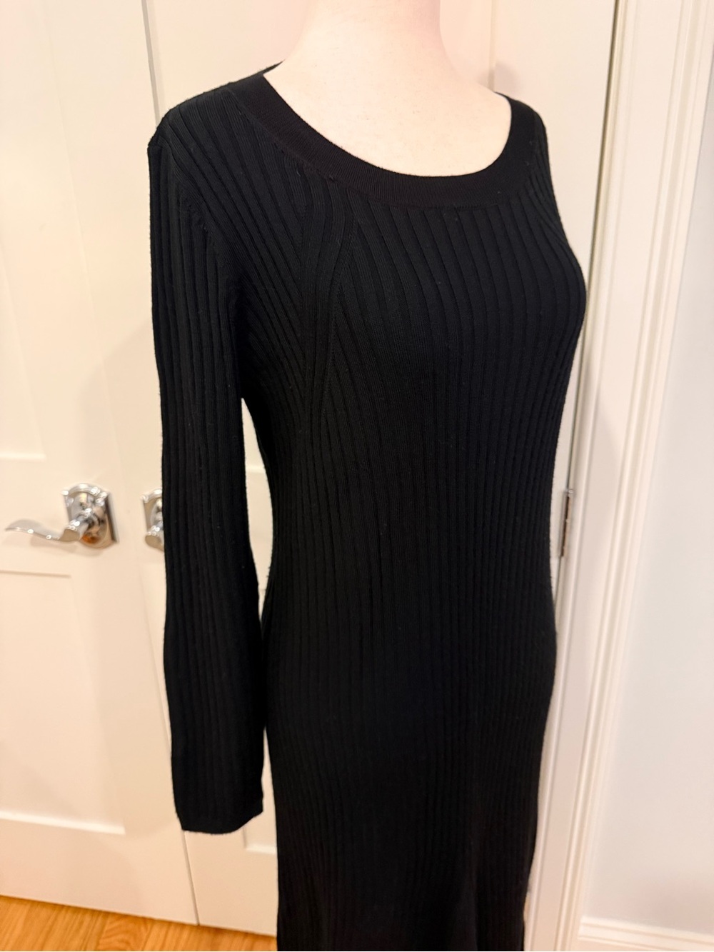 Club Monaco Black Ribbed Long-Sleeve Midi Dress - Picture 10 of 11